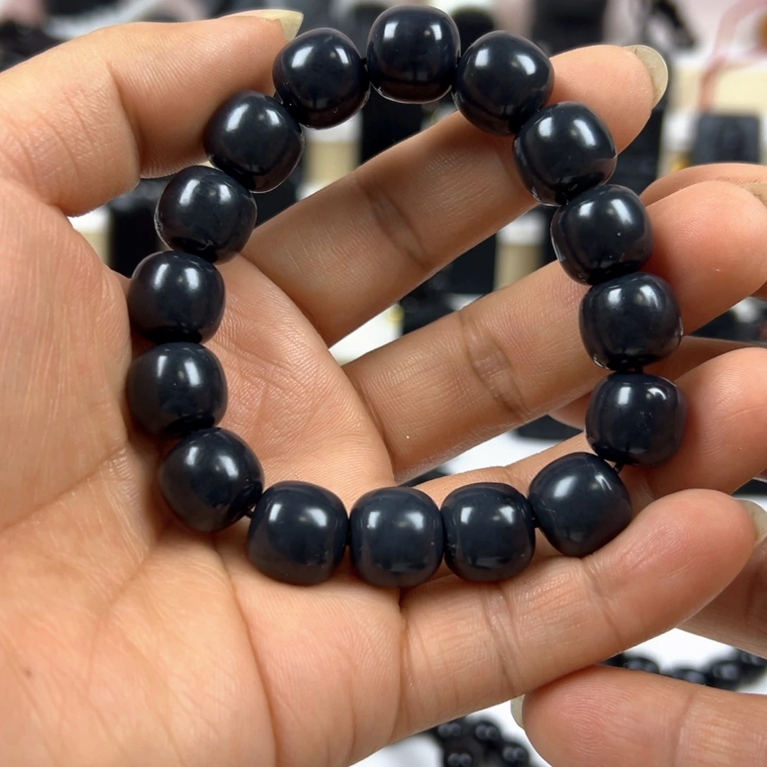 和田玉（墨玉）未镶嵌颈饰卡14老型手串