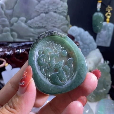 【闪购商品】颈饰未镶嵌翡翠九尾