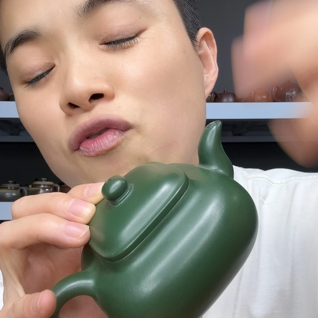 茶壶底槽青民间手艺人全手工制作