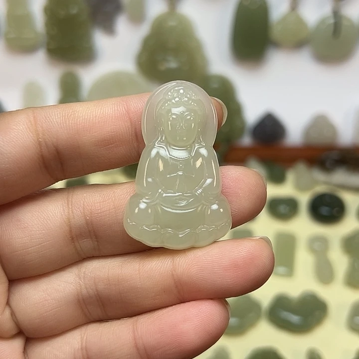 和田玉颈饰未镶嵌