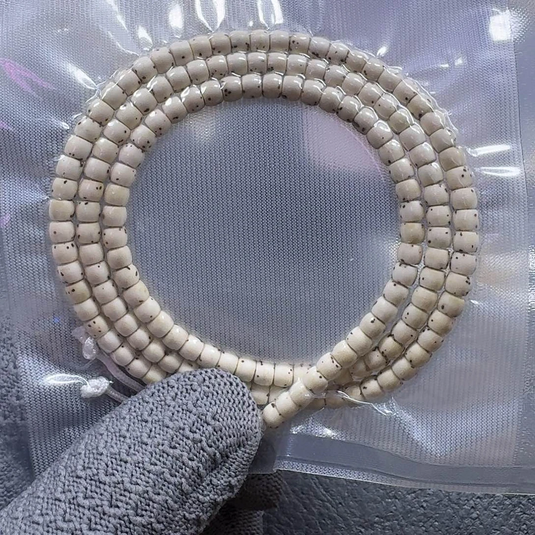 囍***財星月菩提手串5*4原生态大留白（轻微走色）