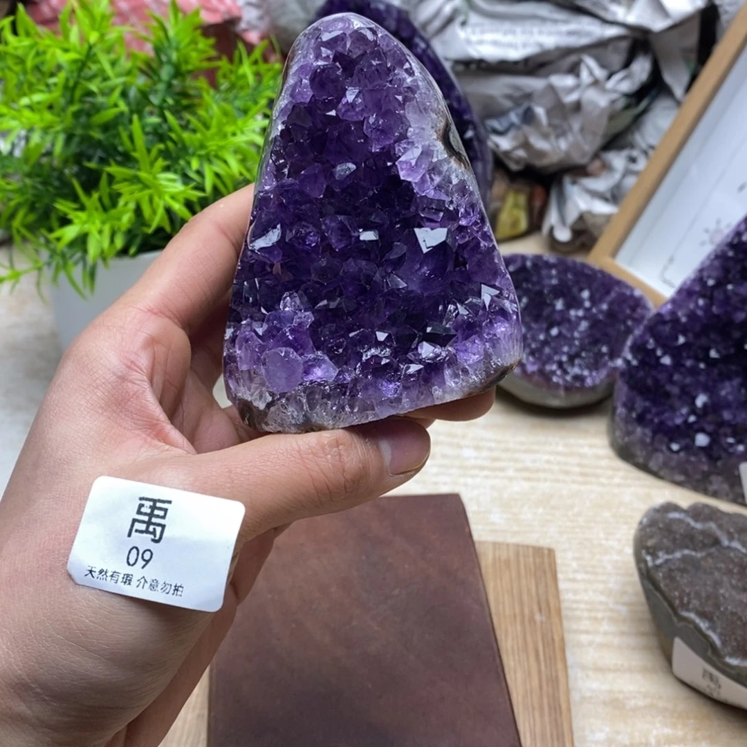 未镶嵌紫晶大型摆件（非配饰）