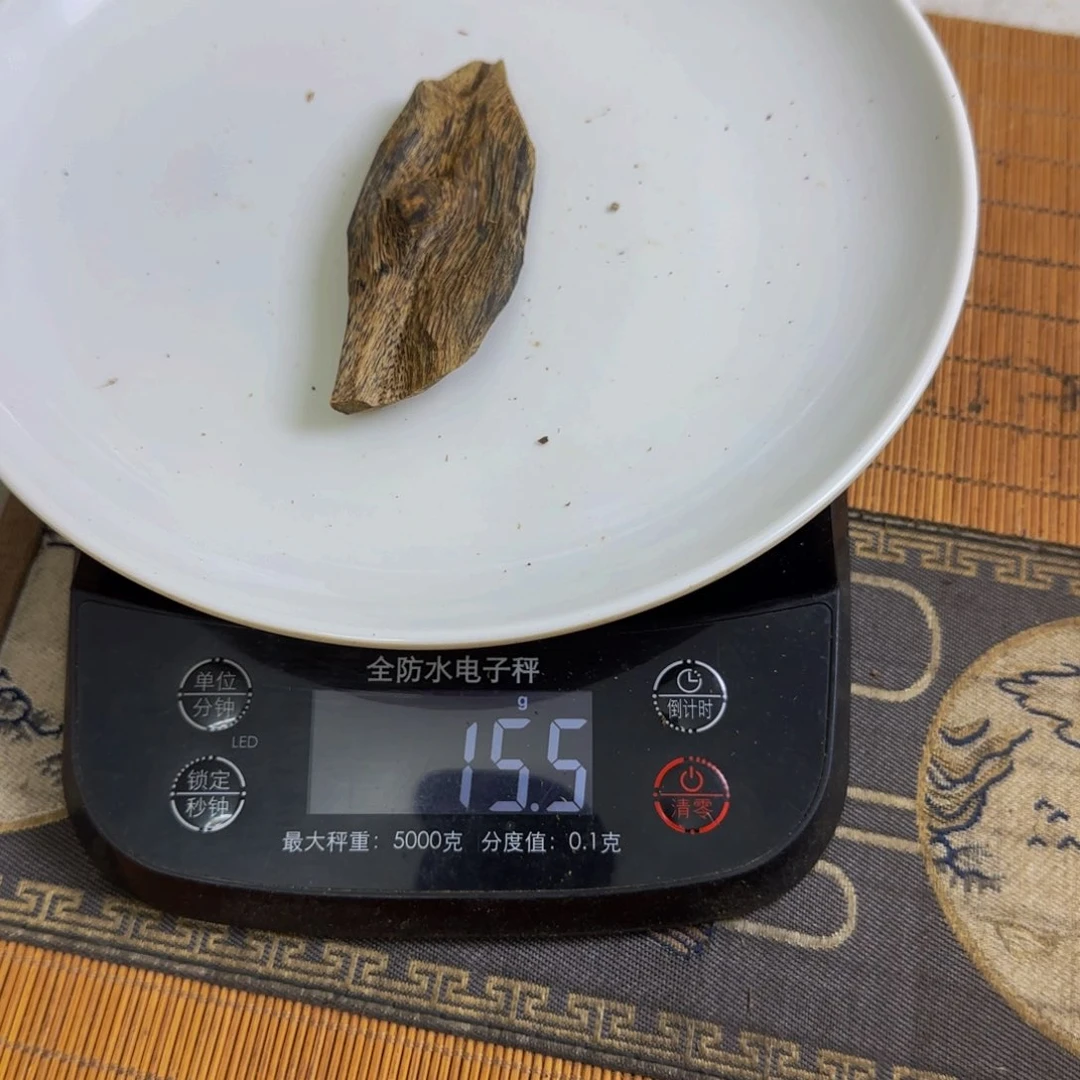 龙***宝木绿棋楠透顶绿15克