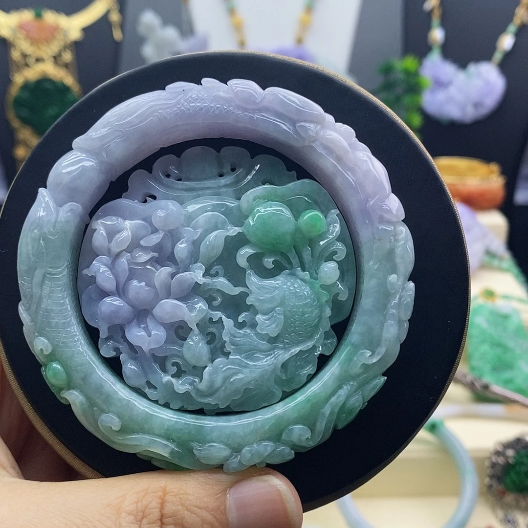 翡翠手镯未镶嵌春彩套镯