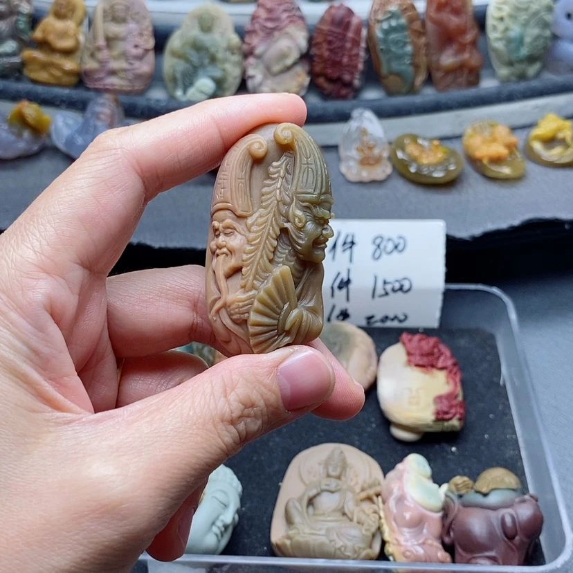 【闪购商品】定制石英质玉吊坠未镶嵌