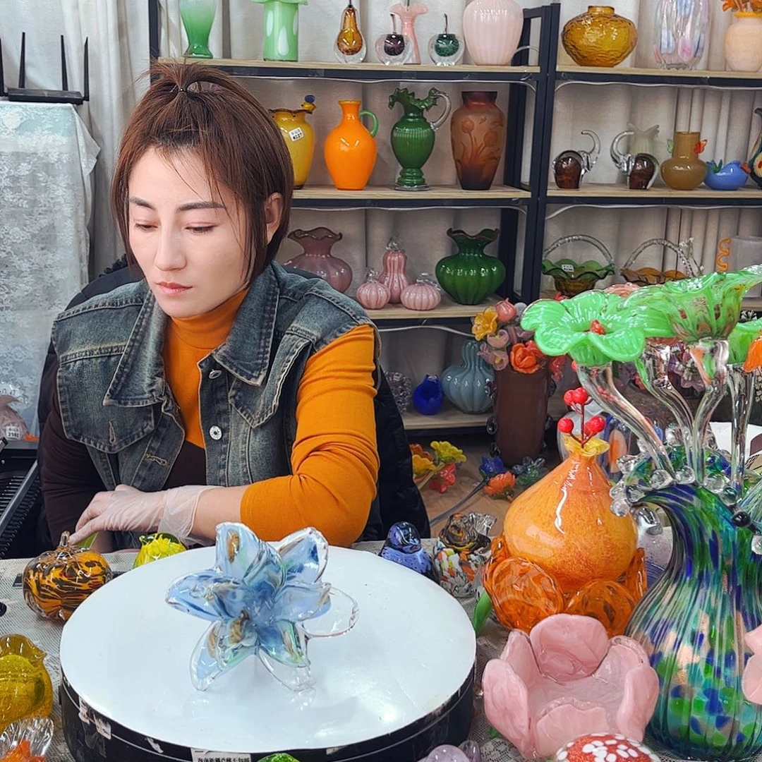 蓝台花家悦琉璃工艺品