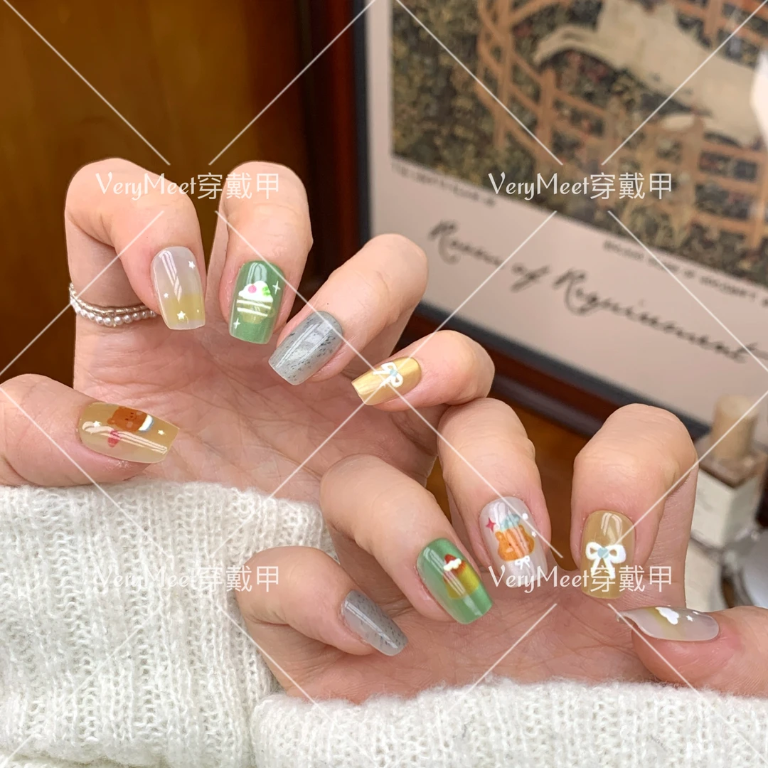 【VeryMeet-穿戴甲】半手工晚安小熊可爱系多元素短T美甲贴片女P126