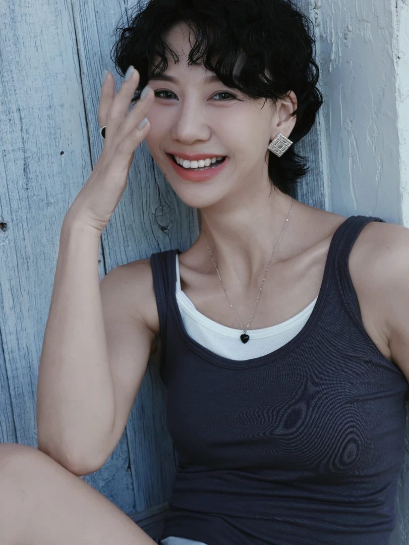 TT设计师【假两件】U领宽肩带假两件修身背心带胸垫TT190667