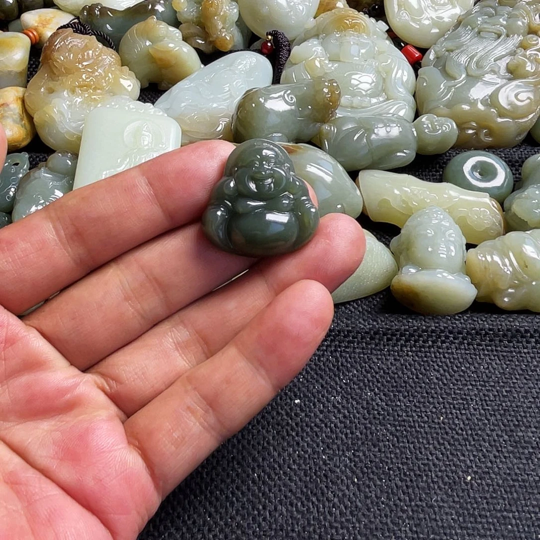 和田玉未镶嵌吊坠(不含链)