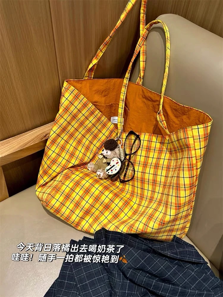 小众复古格纹帆布包包女韩系便捷通勤大容量腋下包双面单肩手提包