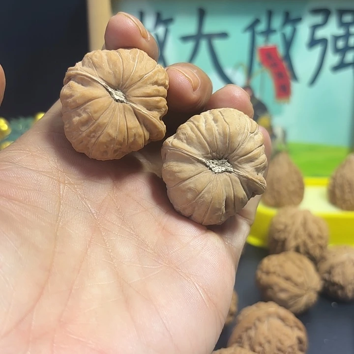 我***吖核桃全品南瓜38尺