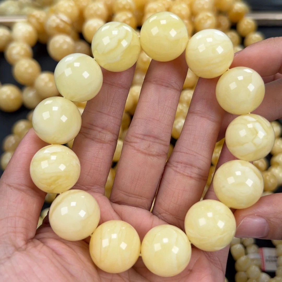 琥珀未镶嵌手链45.8克