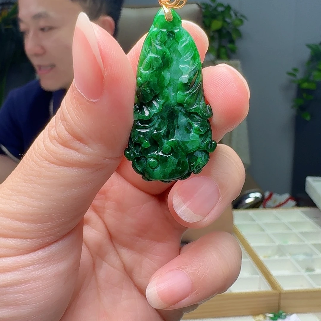 翡翠18K金镶嵌吊坠(不含链)天然