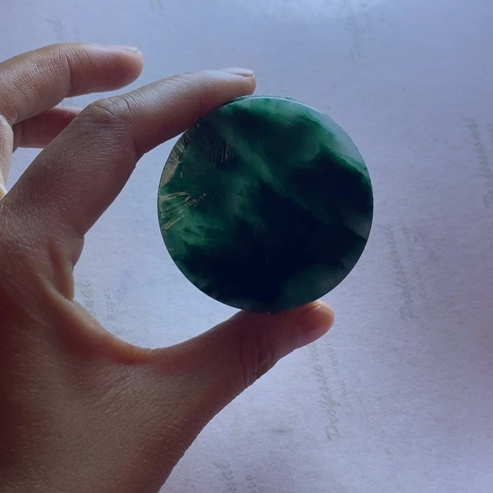 一***深定制石英质玉（非洲翠）