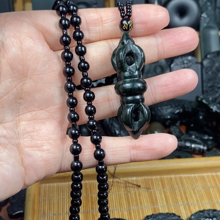 和田玉（青玉）未镶嵌颈饰