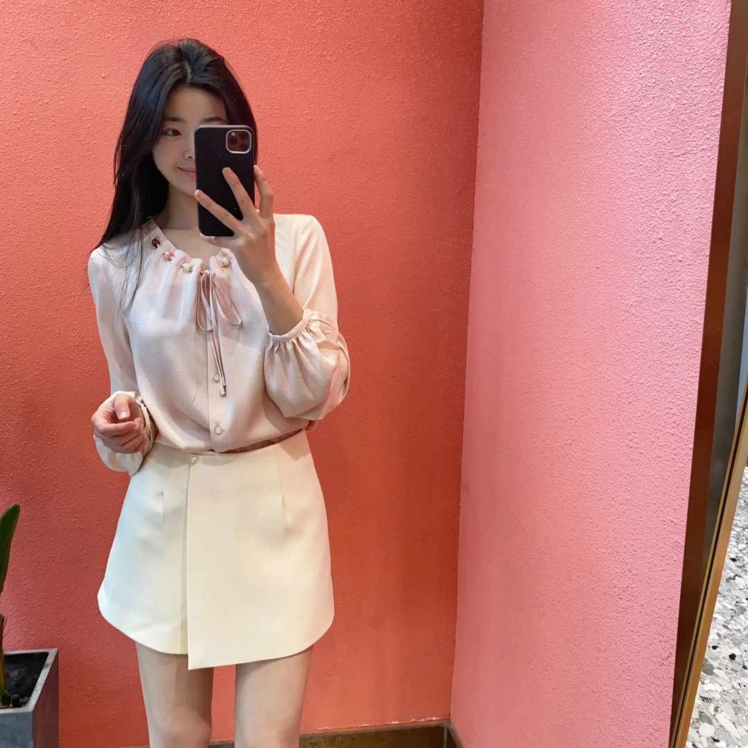 （默茗服装）缎面印花串珠衬衫