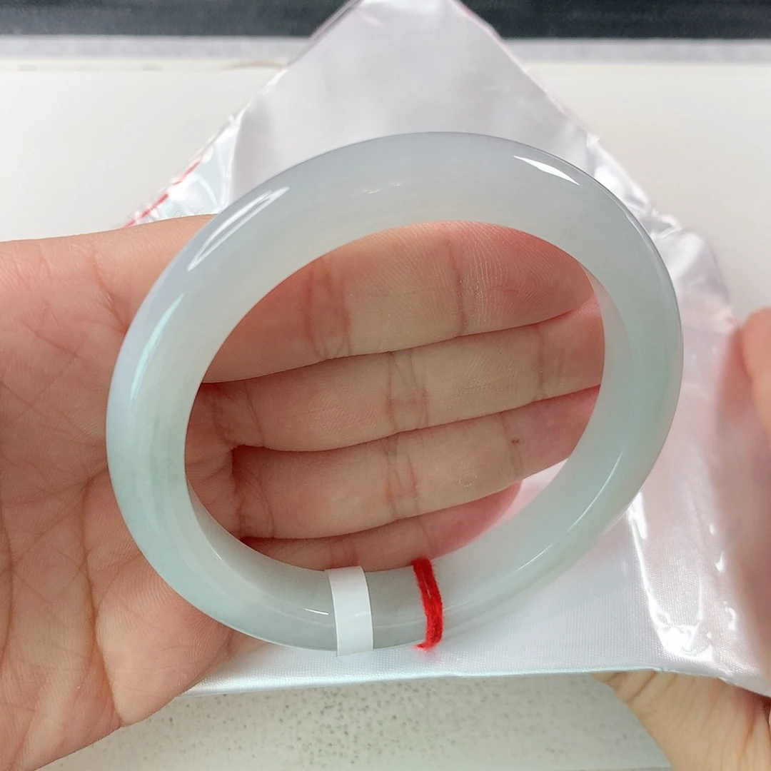 翡翠手镯未镶嵌晚*⑧①