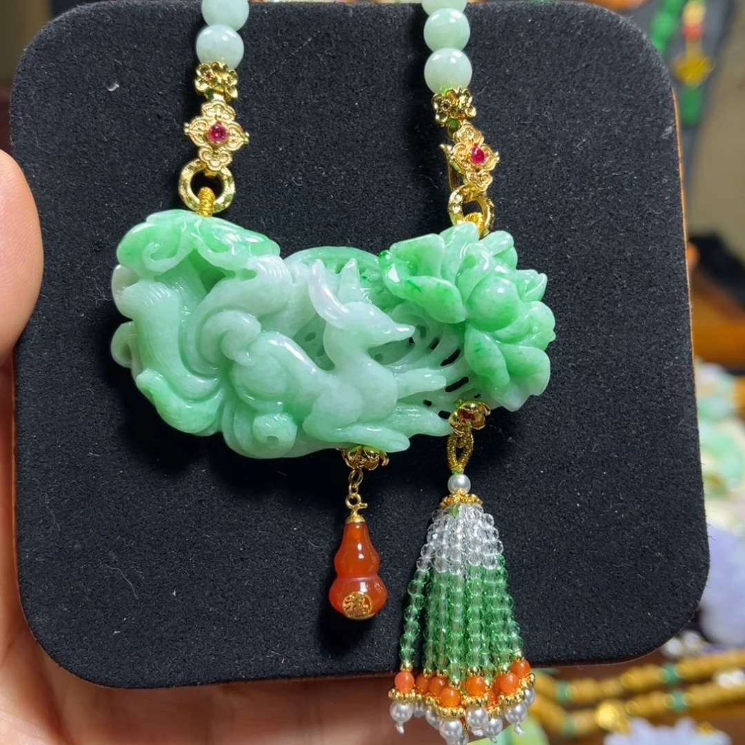 翡翠未镶嵌颈饰天然翡翠