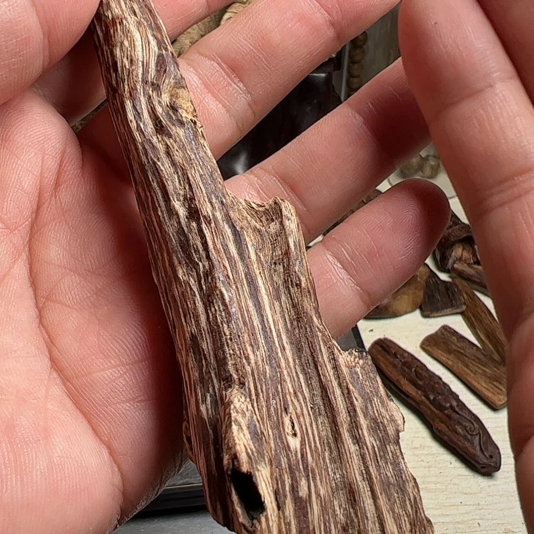 沉香碎屑沉香大叻沉香虫漏11克