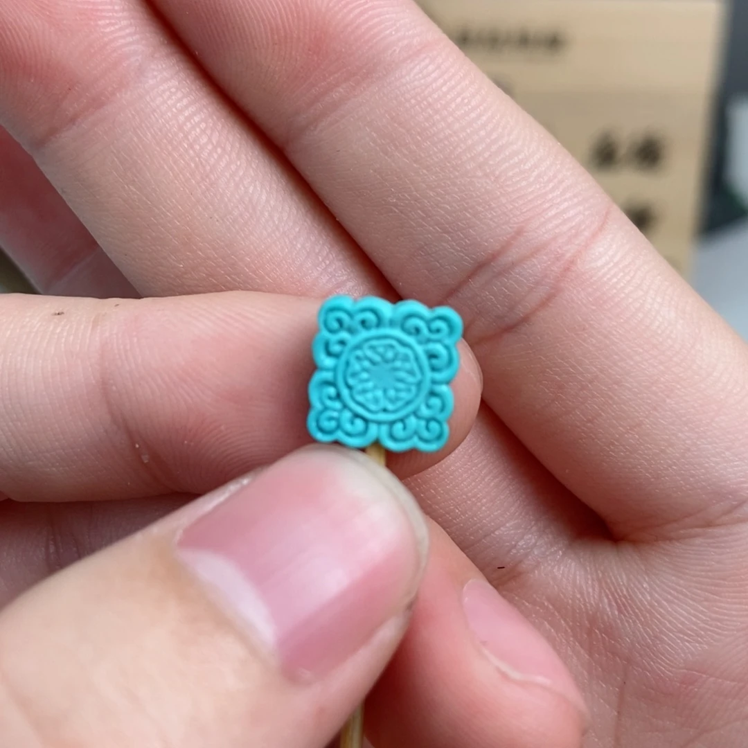 绿松石雕刻未镶嵌