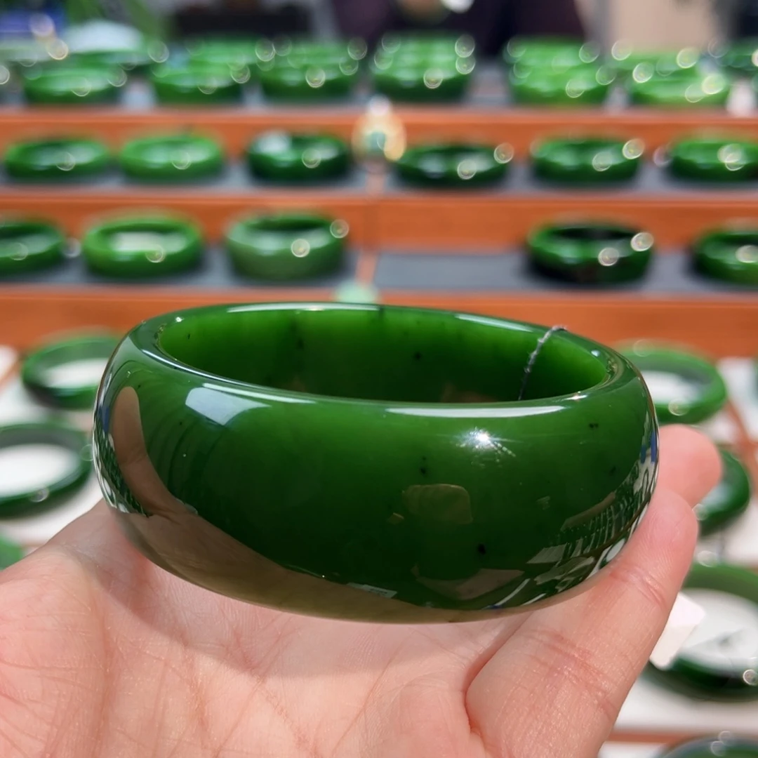 未镶嵌手镯和田玉（碧玉）