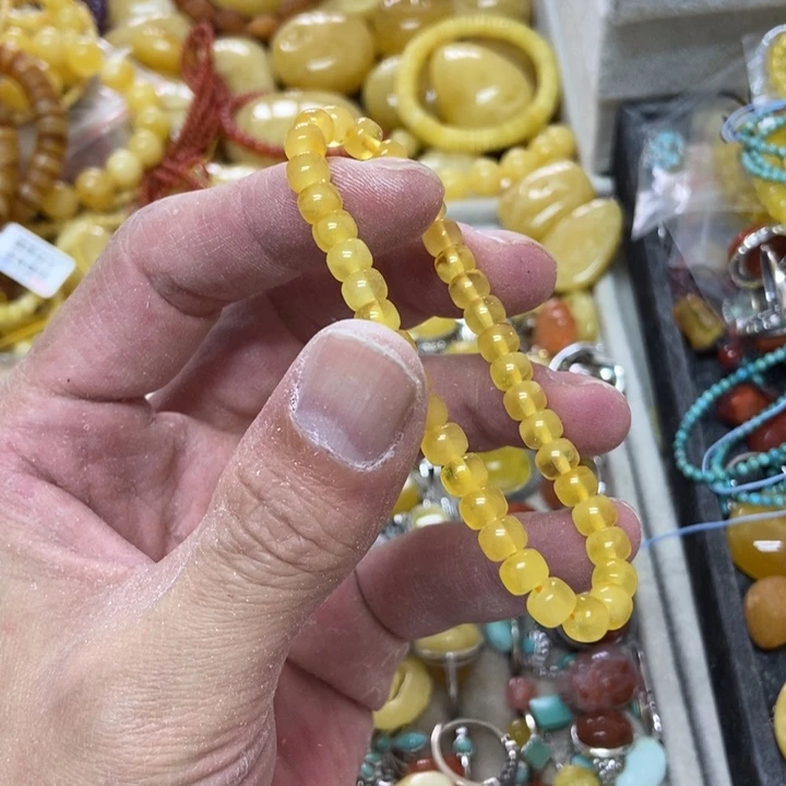 未镶嵌蜜蜡裸石多样性发货