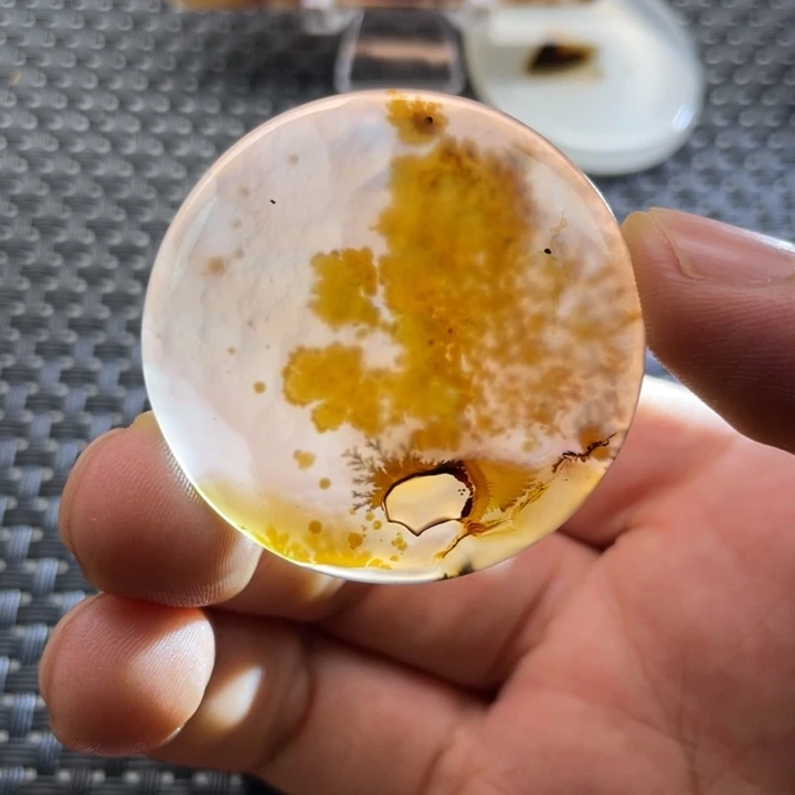 未镶嵌颈饰玛瑙/玉髓冰*