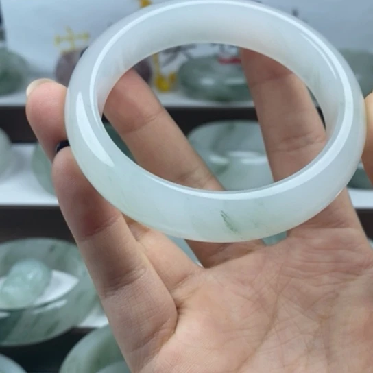 石英质玉（金丝玉）未镶嵌手镯