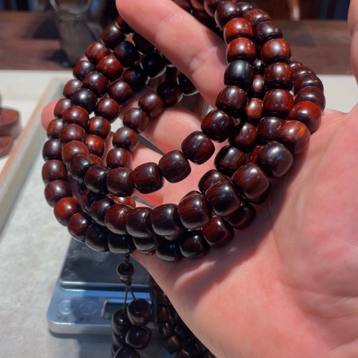 檀香紫檀（小叶紫檀）F****31112，108黑飘红