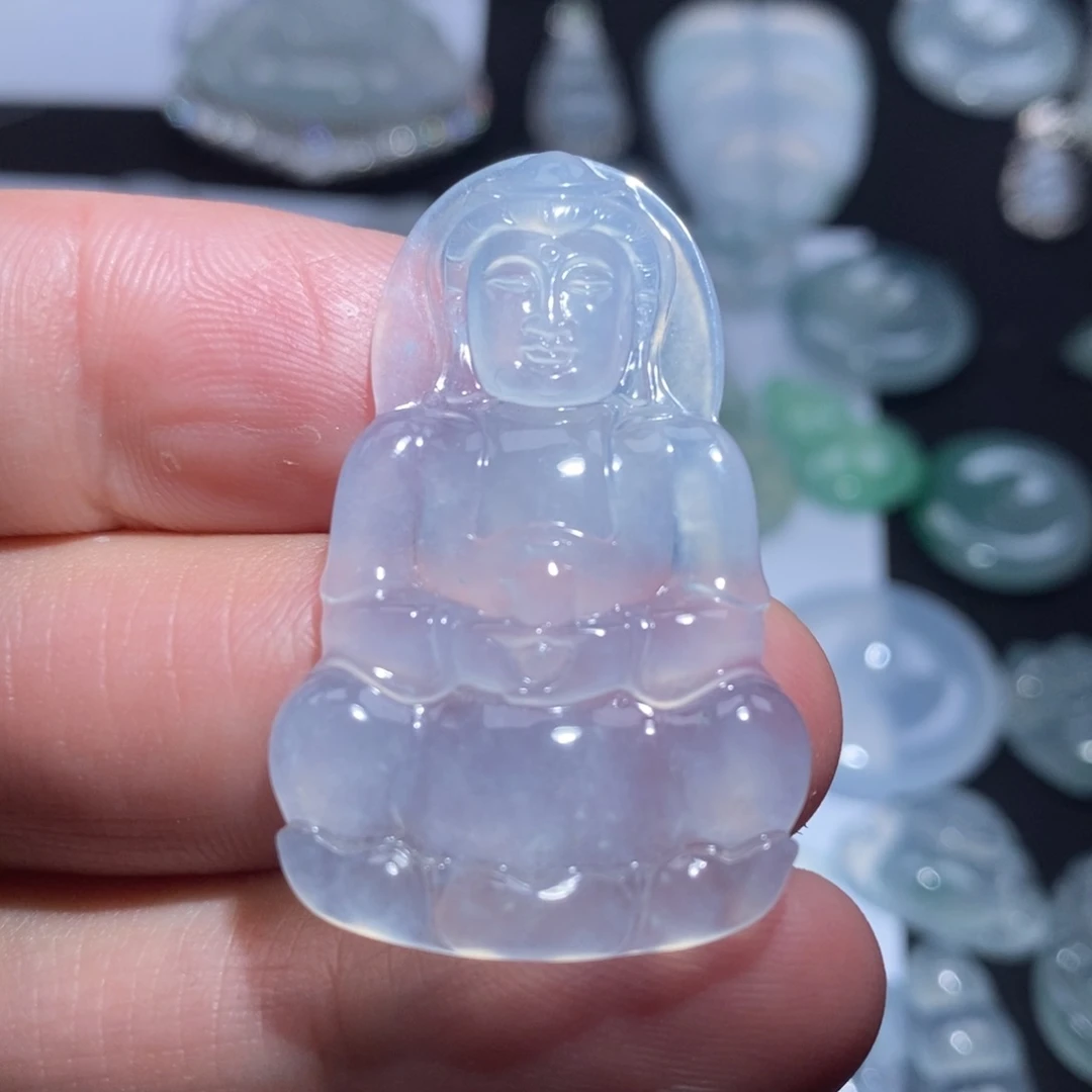 翡翠颈饰未镶嵌观音