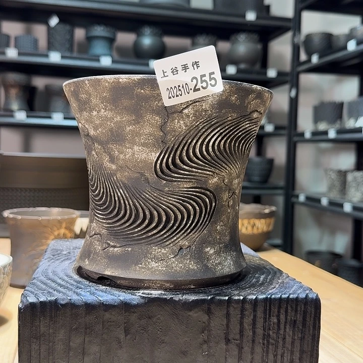 内口15高14黑陶无釉