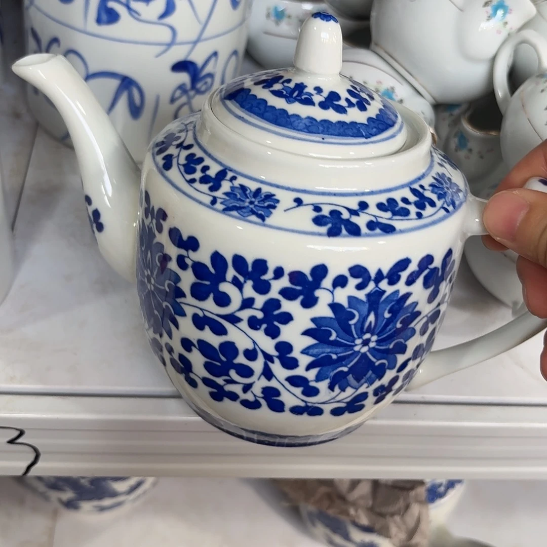 景德镇现代陶瓷用品