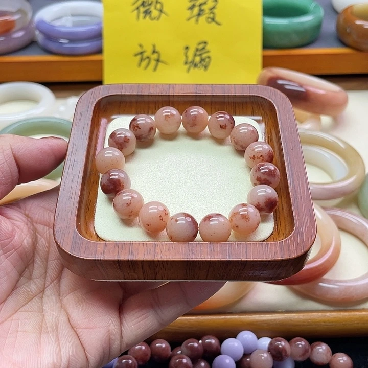 未镶嵌手镯石英质玉