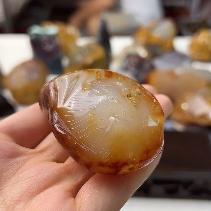 未镶嵌颈饰玛瑙/玉髓