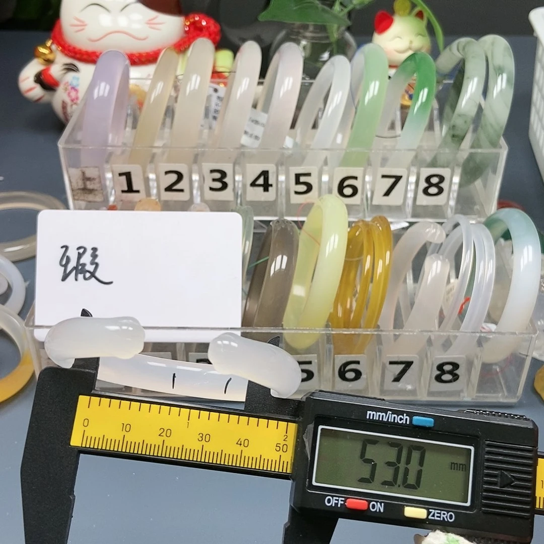 玛瑙/玉髓手镯未镶嵌23