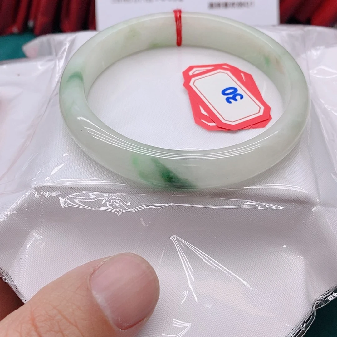 翡翠手镯未镶嵌ネ****3000000000