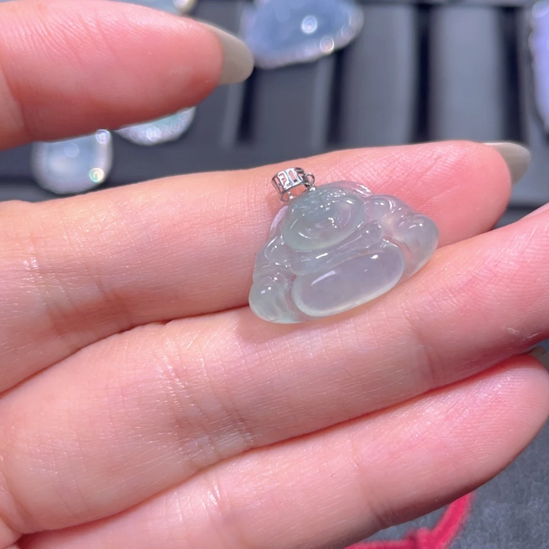 颈饰18K金镶嵌翡翠翡翠