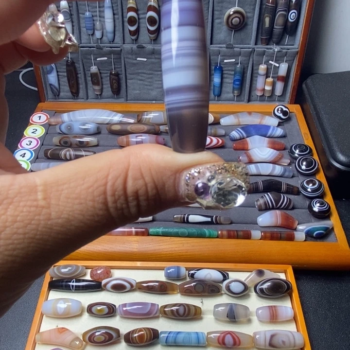 玛瑙/玉髓颈饰未镶嵌