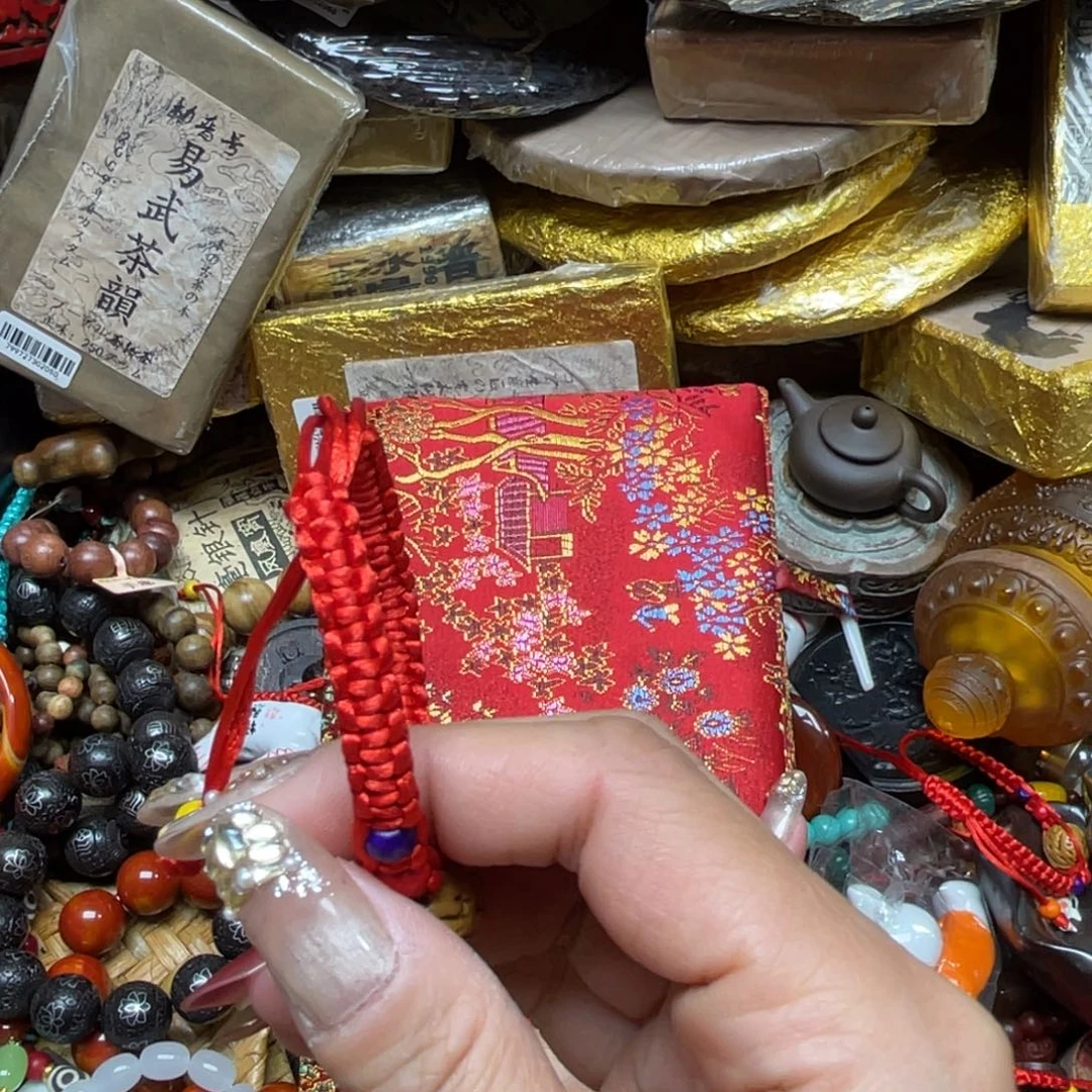 吊坠橄榄核专专链接，专链接……专