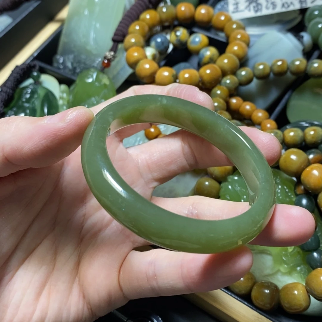 和田玉未镶嵌颈饰55口