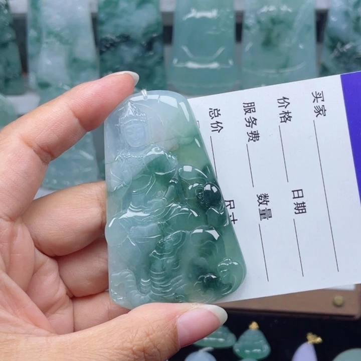 颈饰未镶嵌翡翠普贤菩萨