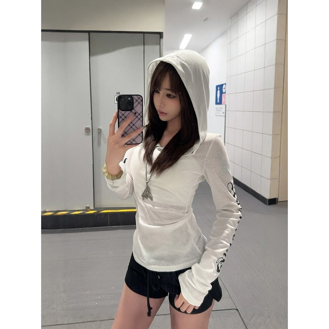 千禧连帽长袖罩衫女早秋2025新款哥特字母印花修身防晒t恤上衣潮
