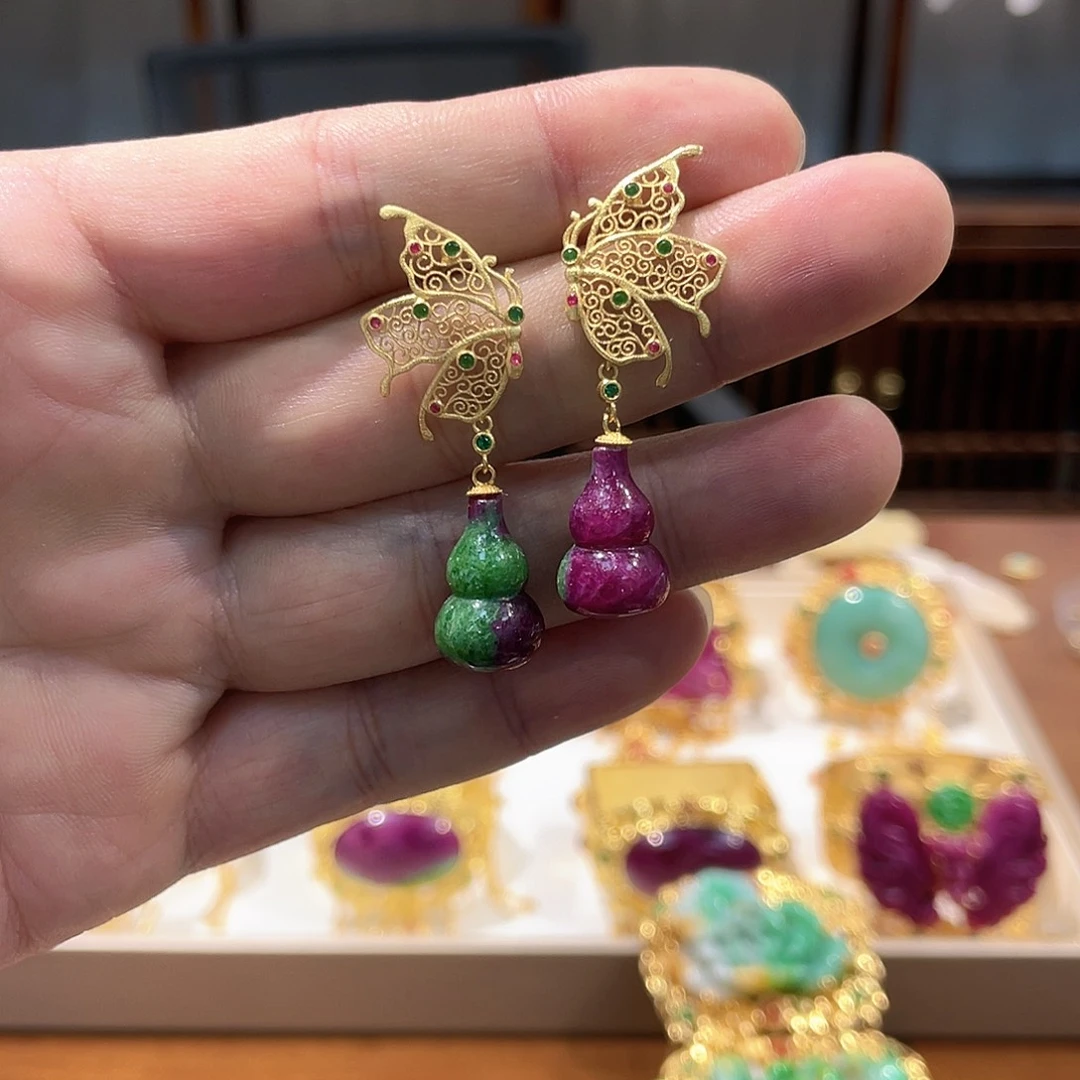 锦纶铁合金耳坠红宝