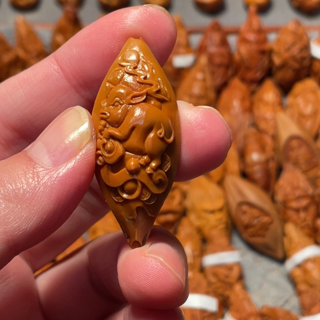 浅***然橄榄核手串/手链猪守护阿弥陀佛