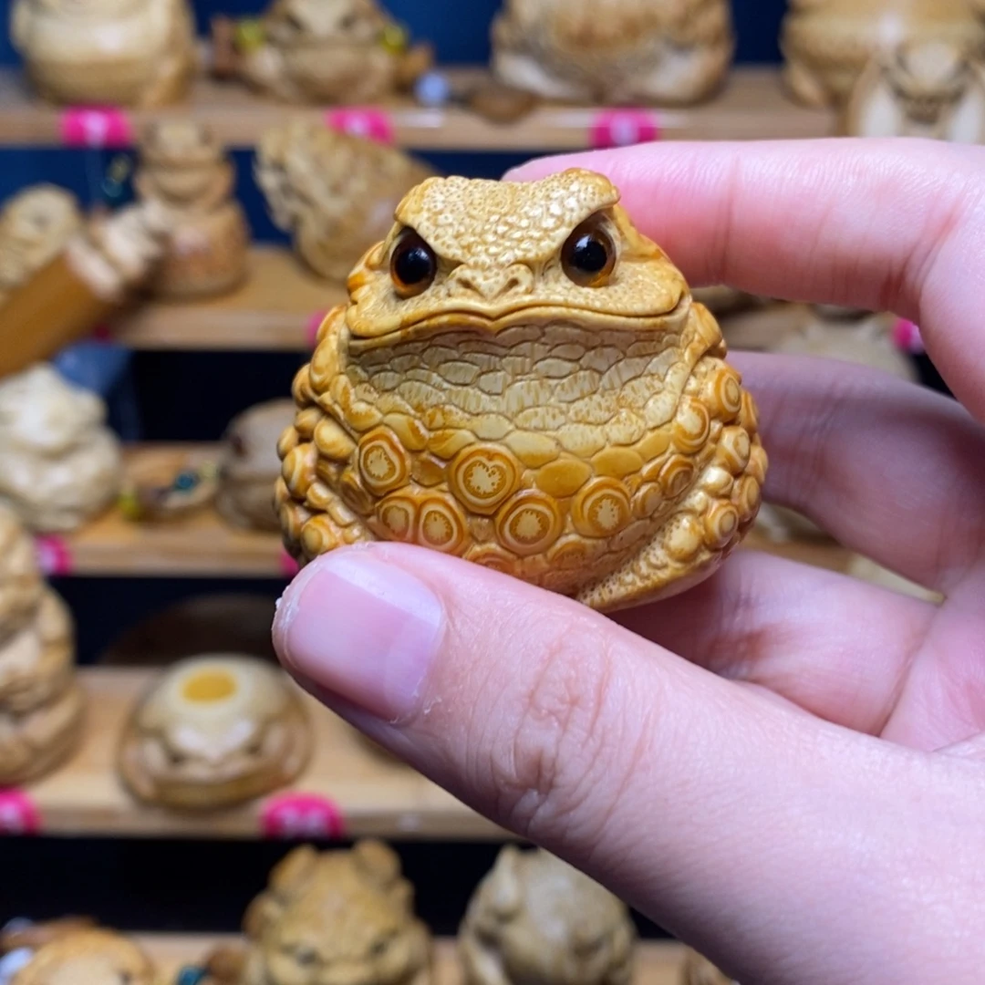 竹张念超精工金蟾