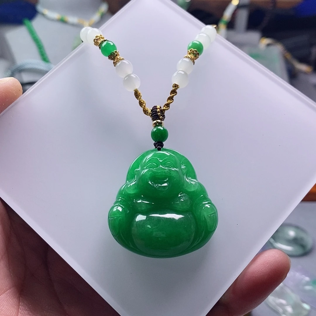 翡翠未镶嵌吊坠(赠链)