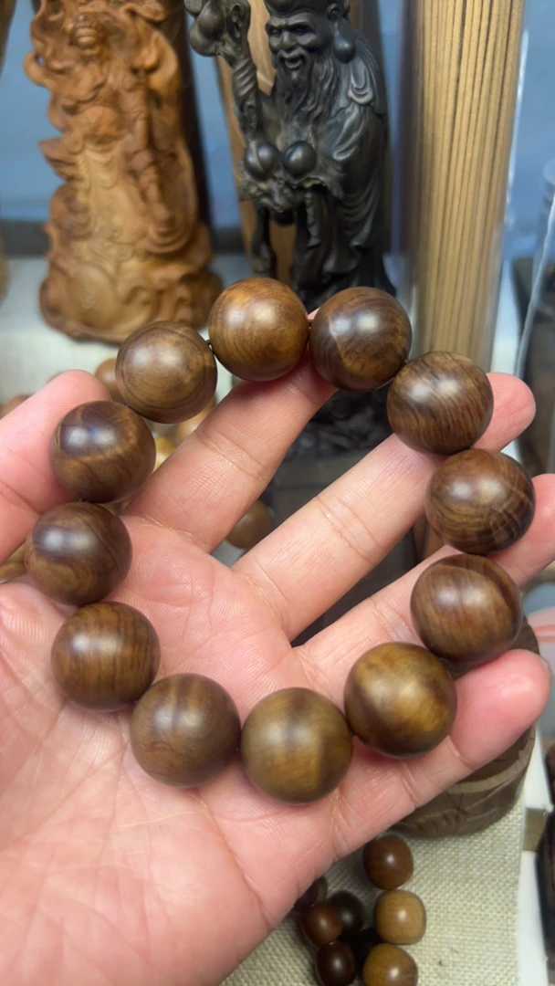 老山檀香20圆株焦糖