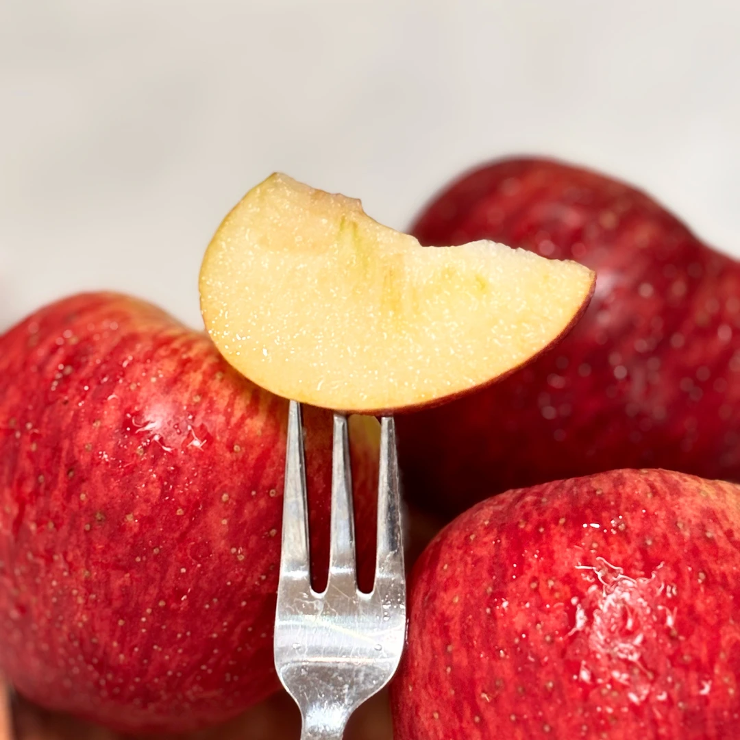 云南高原苹果纯甜无酸新鲜采摘有概率苹果冰糖心荐削皮吃