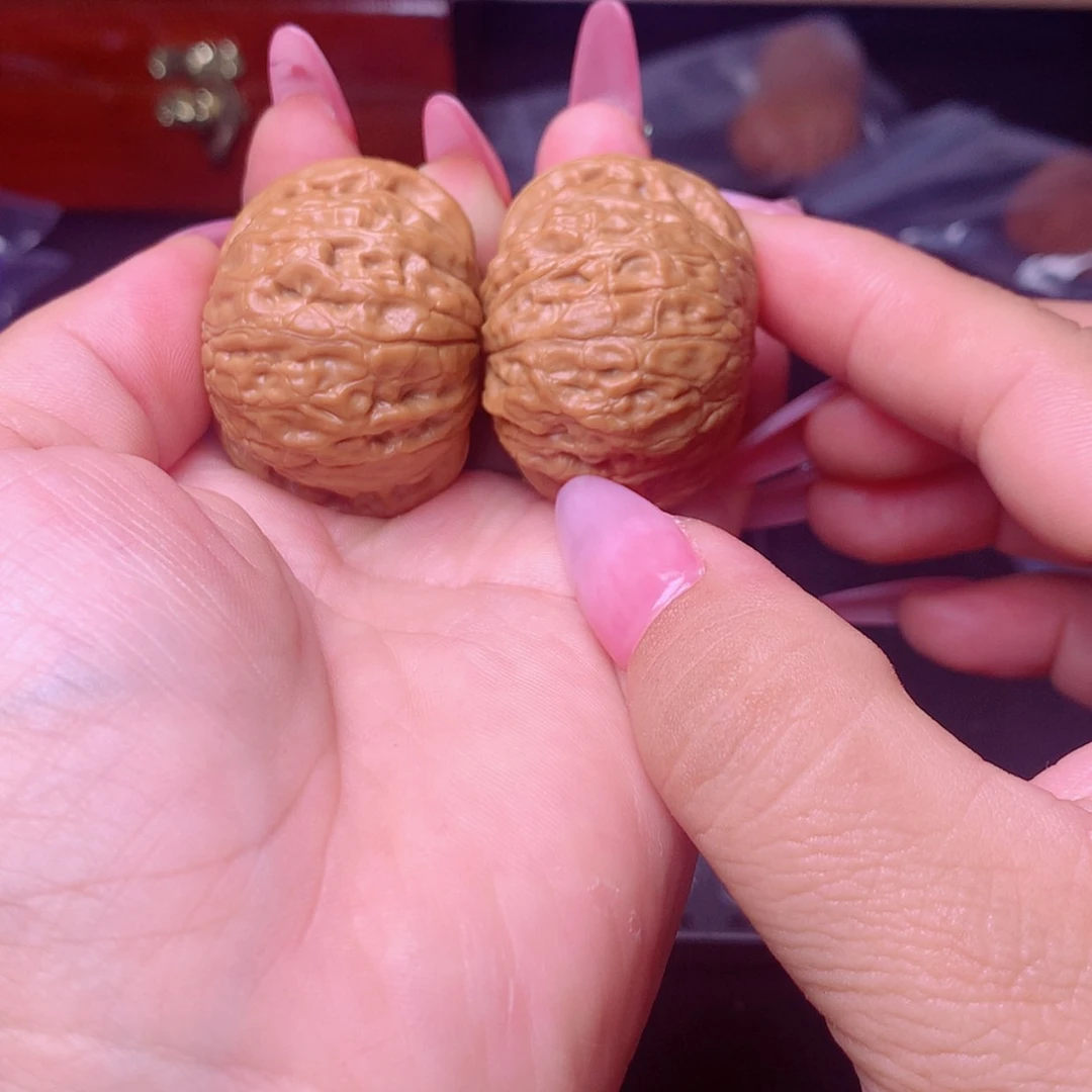 【闪购商品】文玩核桃把件把***麻铁锤39➕有一只尖一丢和全品差不多