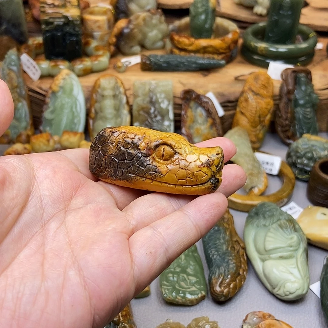 2***点岫岩河磨玉（透闪石质玉）未镶嵌珠宝奇石